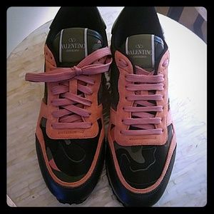 1 more hour...$250 FLASH SALE!! Valentino Sneakers